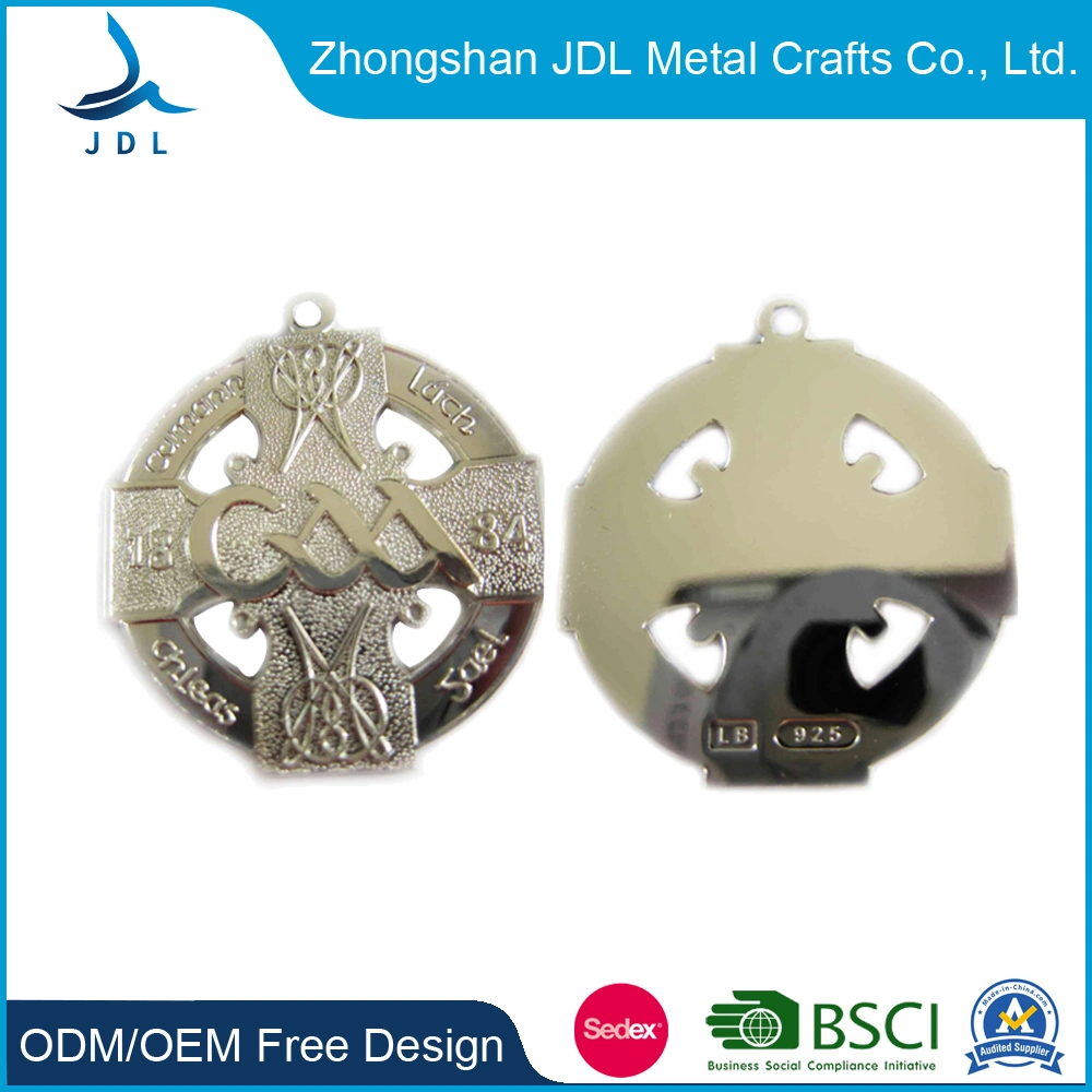 Die Casting Technology Customized Branded Beautiful Badge (086)