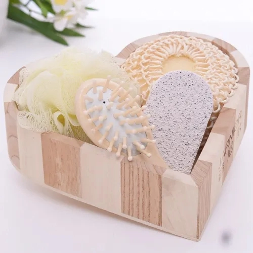 Promotional Wood Heart Box 5PCS Bath Accessory Set, Loofah Brush /Comb Wooden Box SPA Set /Bath Set