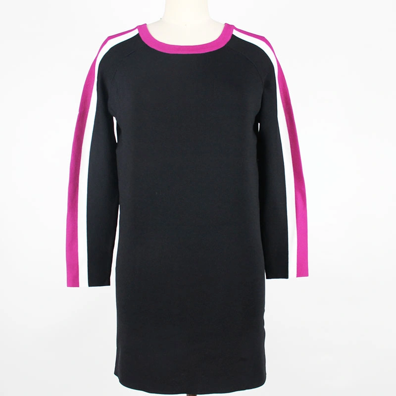 Ladies' manchon contrastées pullover Ladies' Longueur Col rond noir grande robe de pontage