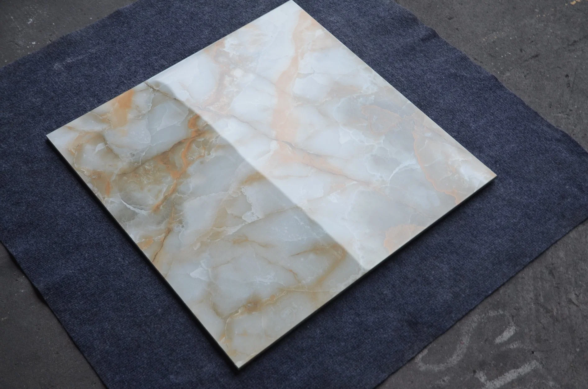 600X600 Baja absorción de agua de arcilla de porcelana Baldosa Jade