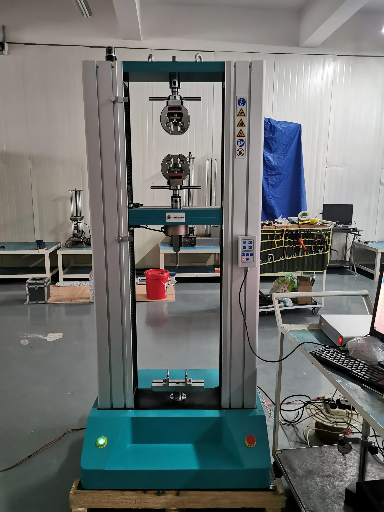 Laryee Point Load Testing Machine (WDW50KN-300KN)