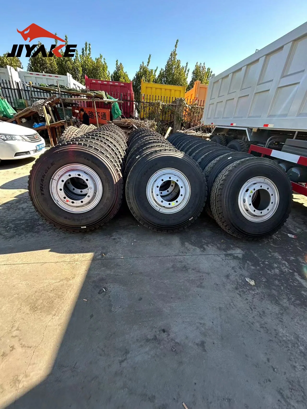 High quality/High cost performance  Chinese Tyre Truck/Trailer/Car/Bus Tire 315/80r22.5 12.00r20 for Sale