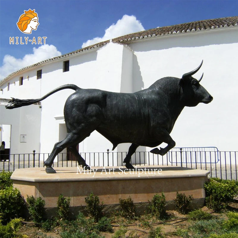 El tamaño de la vida decorativos de metal moderno jardín de esculturas de animales Toro estatua de bronce