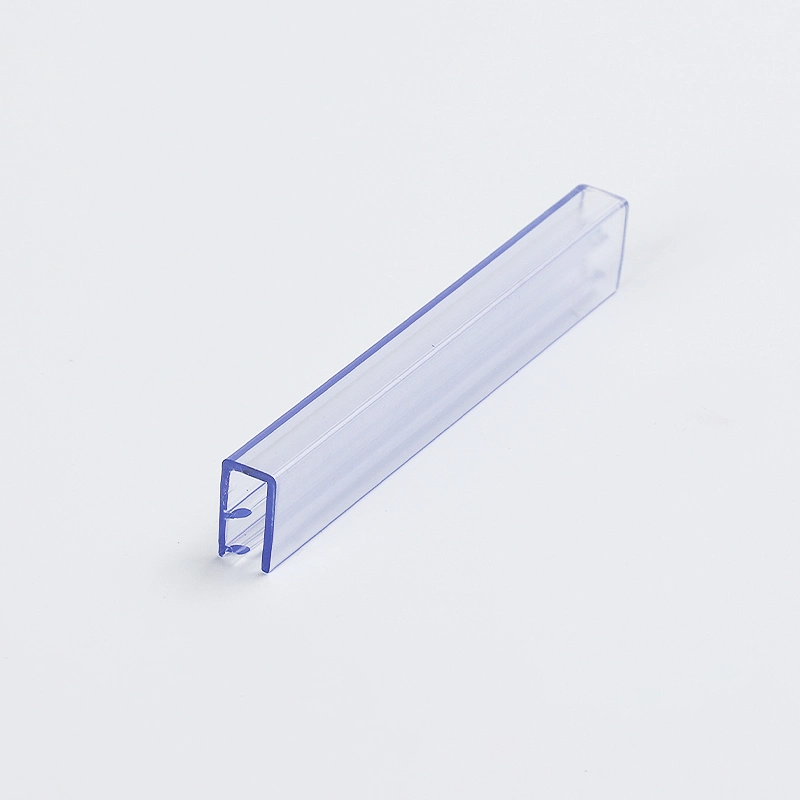 PVC PETG PC Profil d'extrusion en plastique transparent de serrage protecteur.