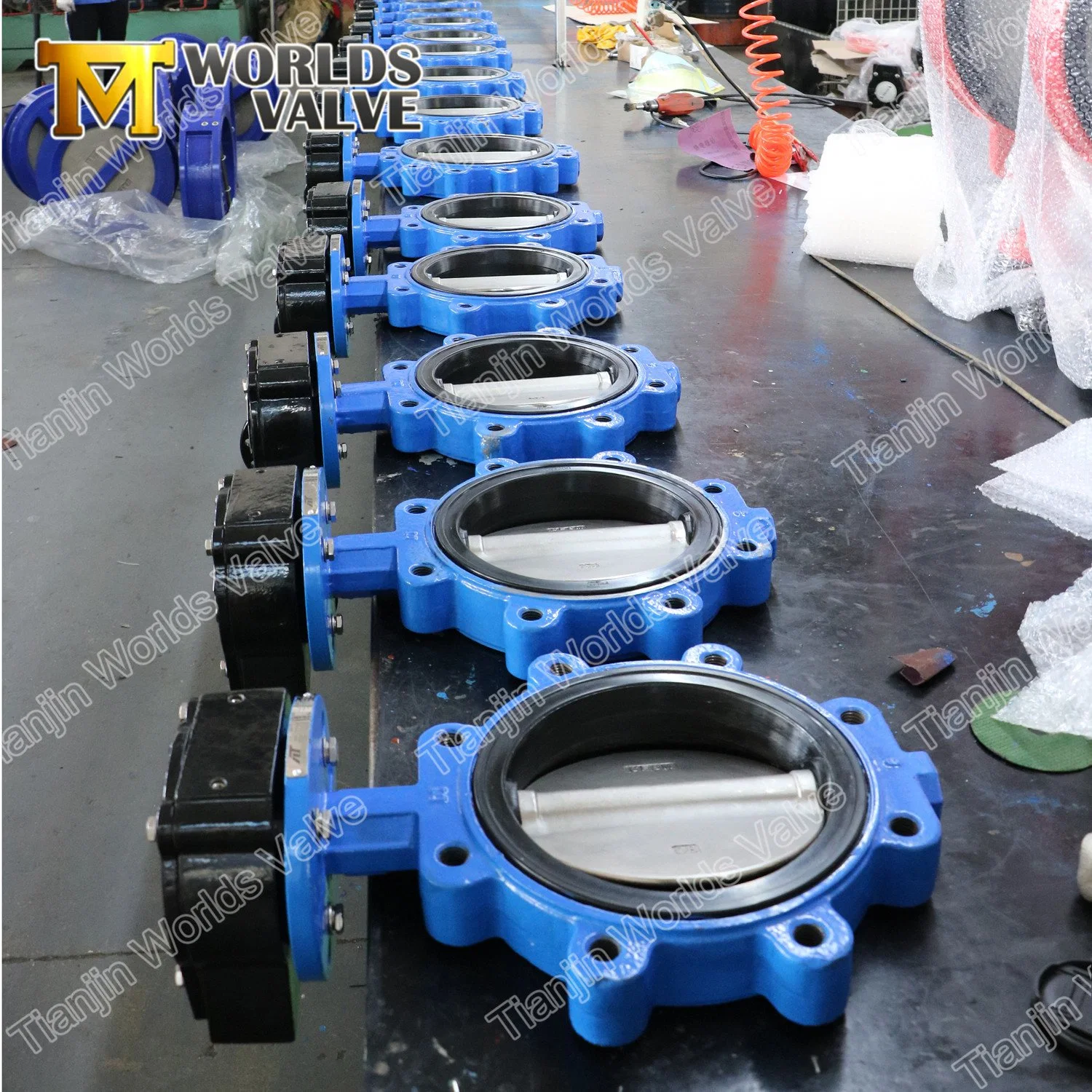 Hand Lever Lug Screw Thread End Type Butterfly Valves Carbon Steel Body