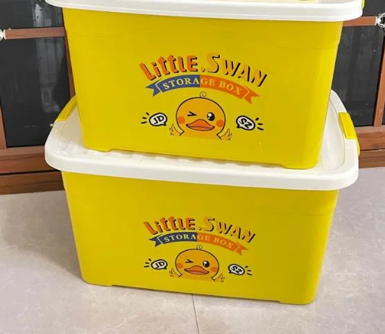 Caja de almacenamiento de juguetes de plástico con forma de patito amarillo