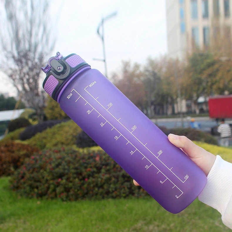 Recipiente de garrafa de água de plástico Sports para ginásio portátil de 1000 ml para utilização no exterior Personalizado