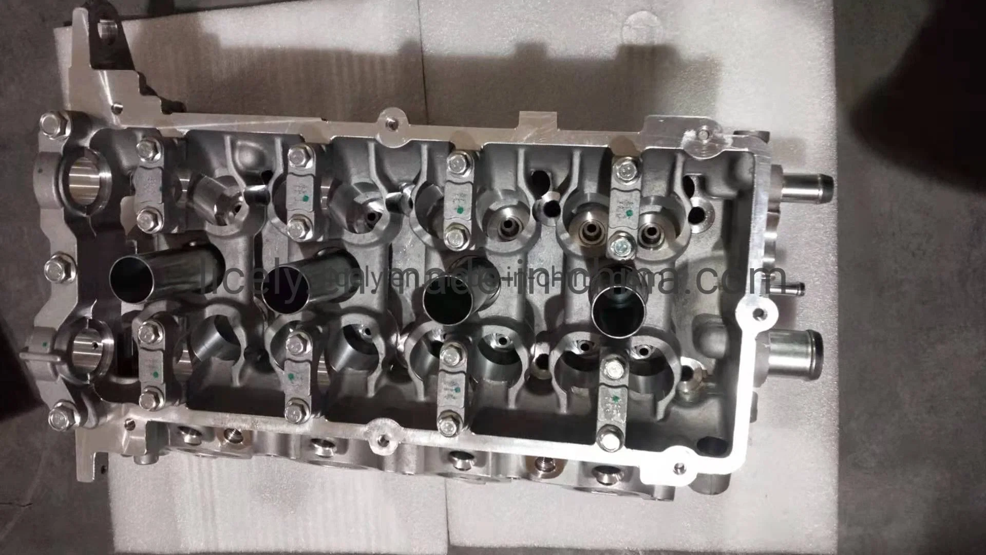 Culata de aluminio para Zotye chino Z300 Coches Auto repuesto de la pars piezas del motor
