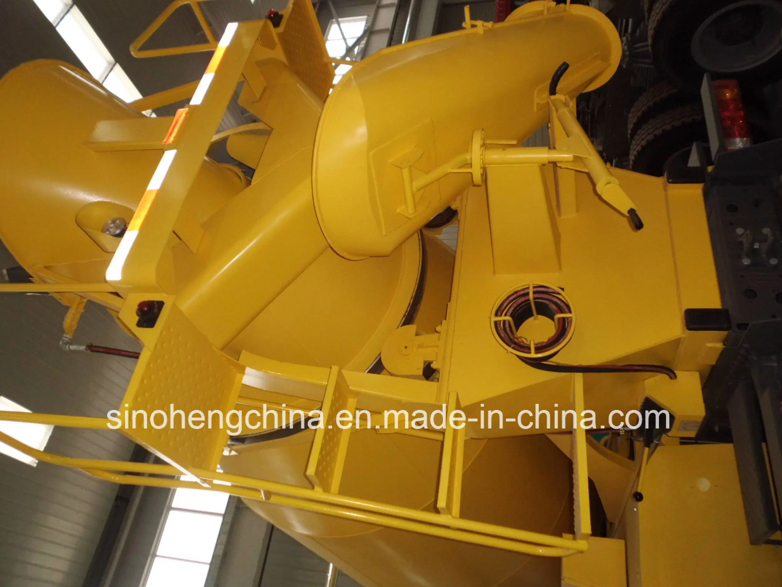 HOWO A7 6X4 Mixer Truck Cement Concrete Mixer Truck