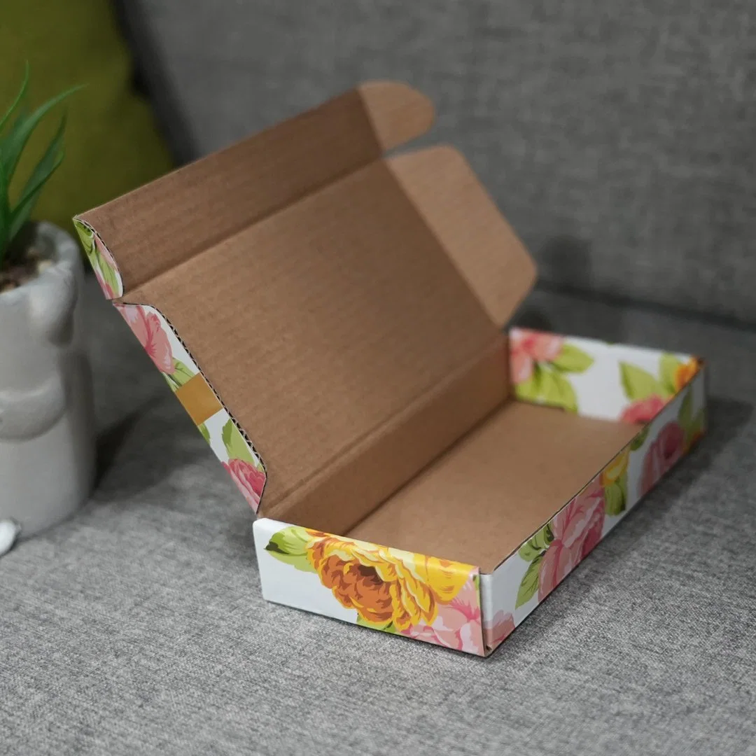 Hot Sale Zipper Luxury Shipping Mailer Packaging Paper Box with Self-Adhesive Sealing Tear-off Strip Paper Shipping Box