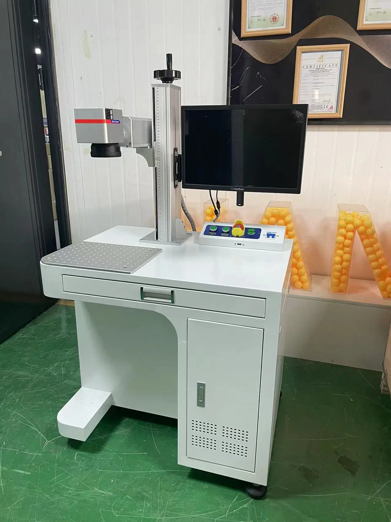 Factory 2.5D 3D Fiber Laser Marking Machine 100W with Raycus Jpt 30W 60W Mopa M7 Laser Marking Machine