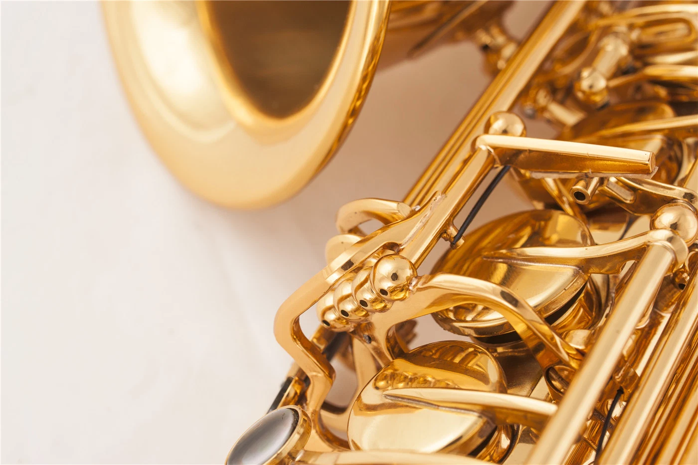Alto Saxophone/Gold Lacquer Manufacturer Wholesale/Suppliers Price