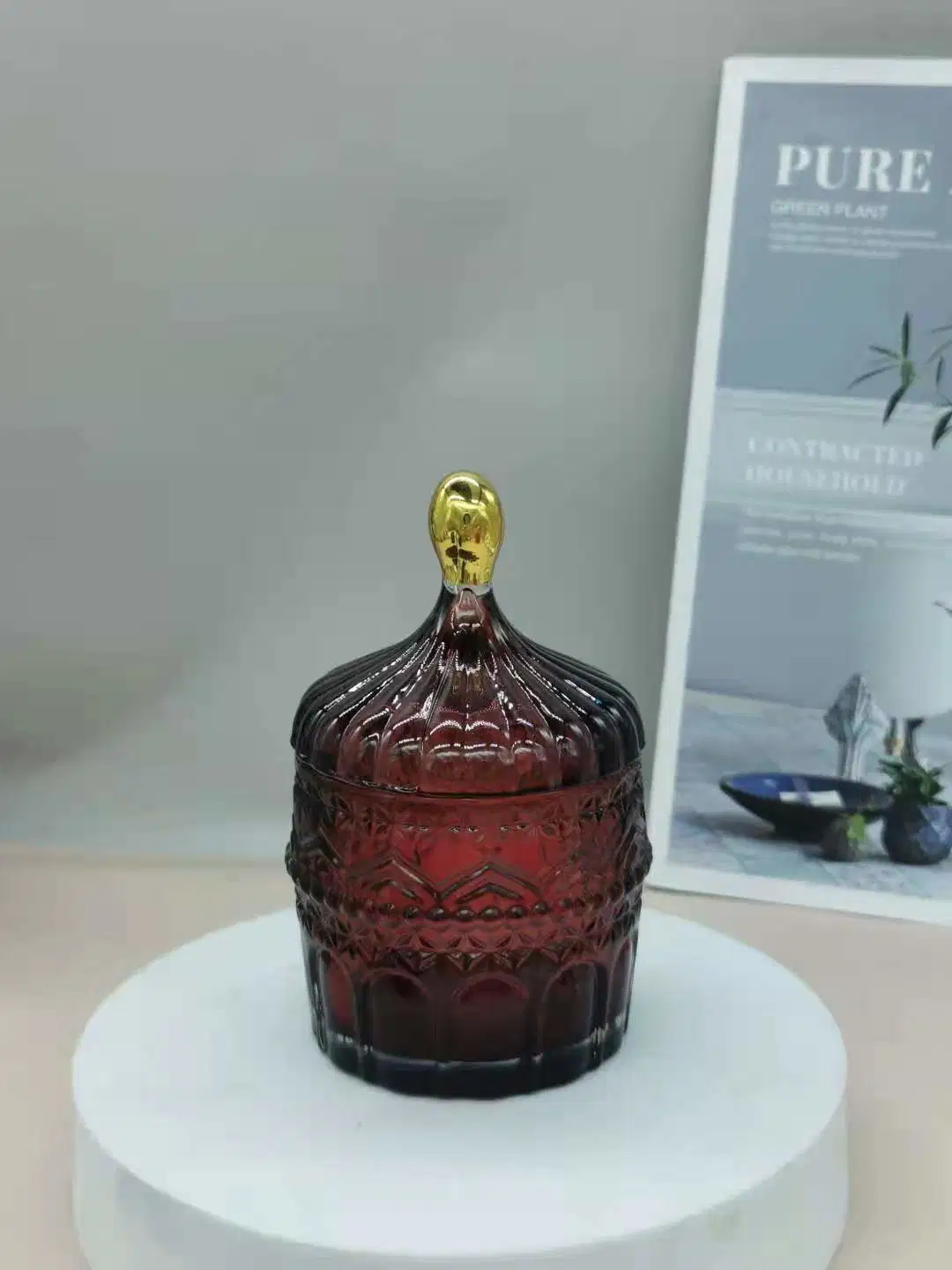 Wholesale/Supplier High Quantity Colored Glass Candle Holder for Home Decoration