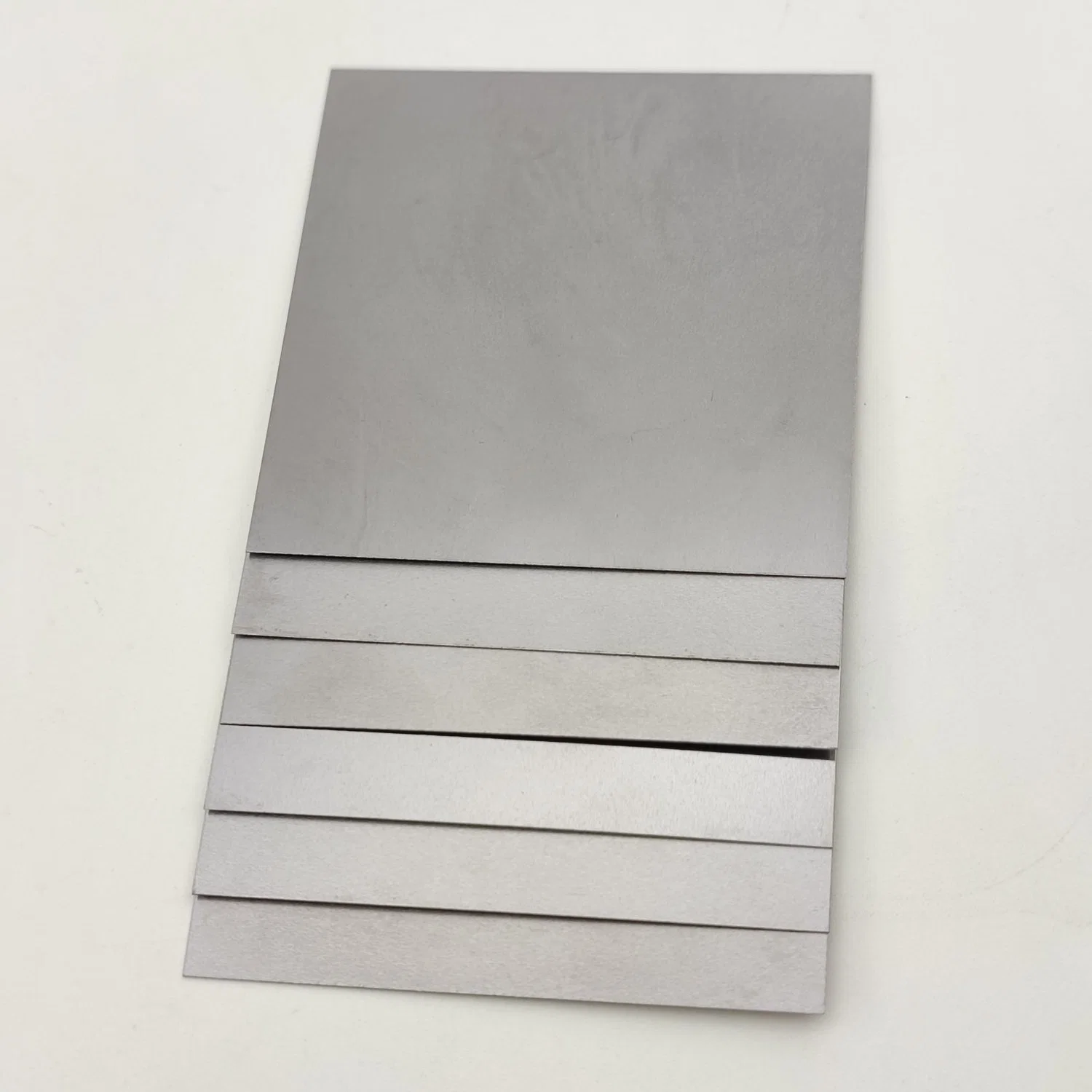 Cold Rolled Thickness 0.3mm&0.5mm Molybdenum Sheet Plates for Sapphire Crystal Growth