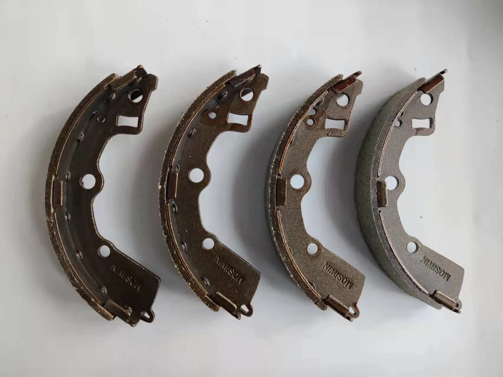 China Manufacture Auto Part Disc Spare Brake Shoe Semi for K8841