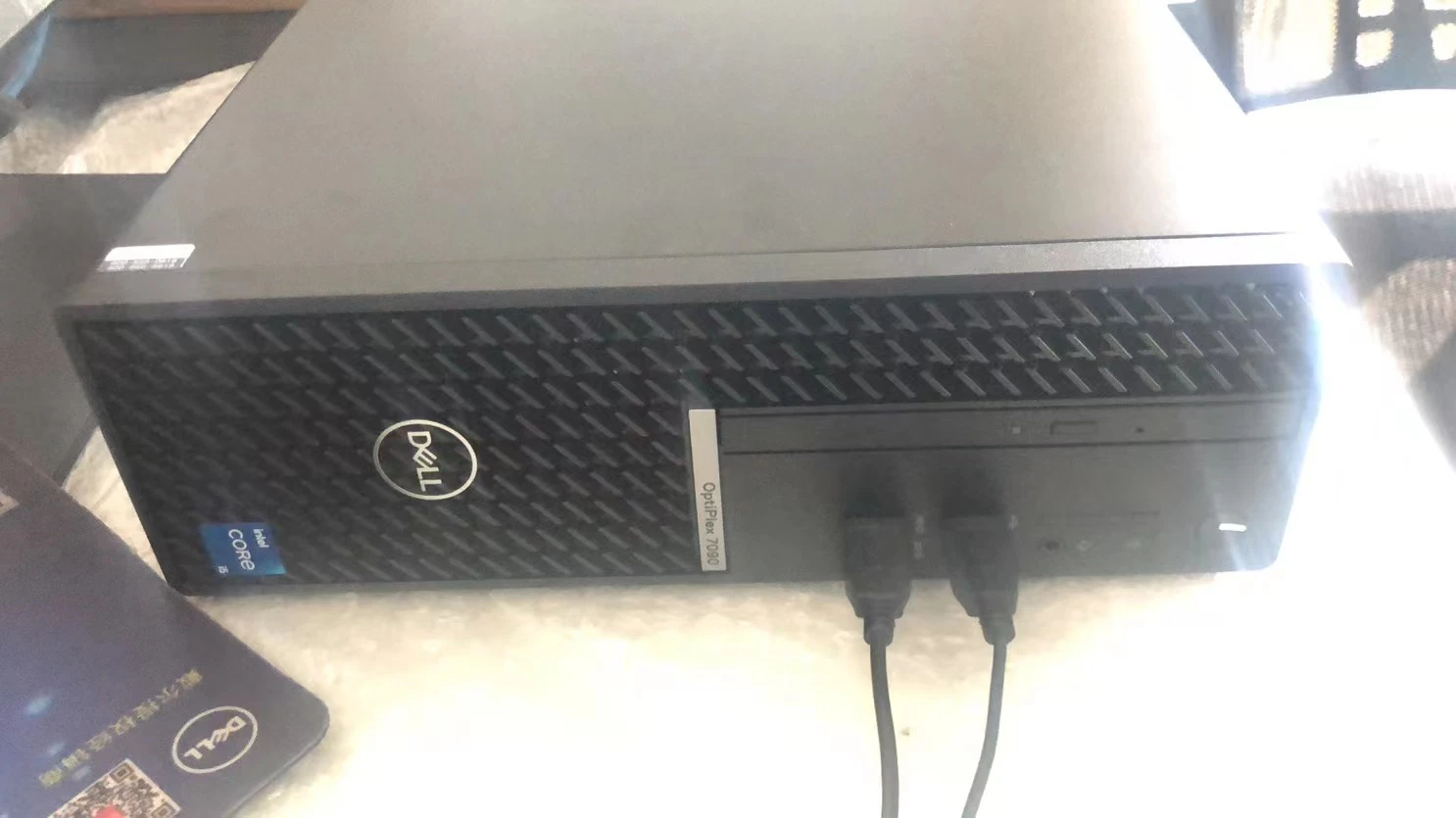 Fabricado na China o Dell Optiplex Sff 3000 Core i5-12500 3,0 16GB, 512GB Computador