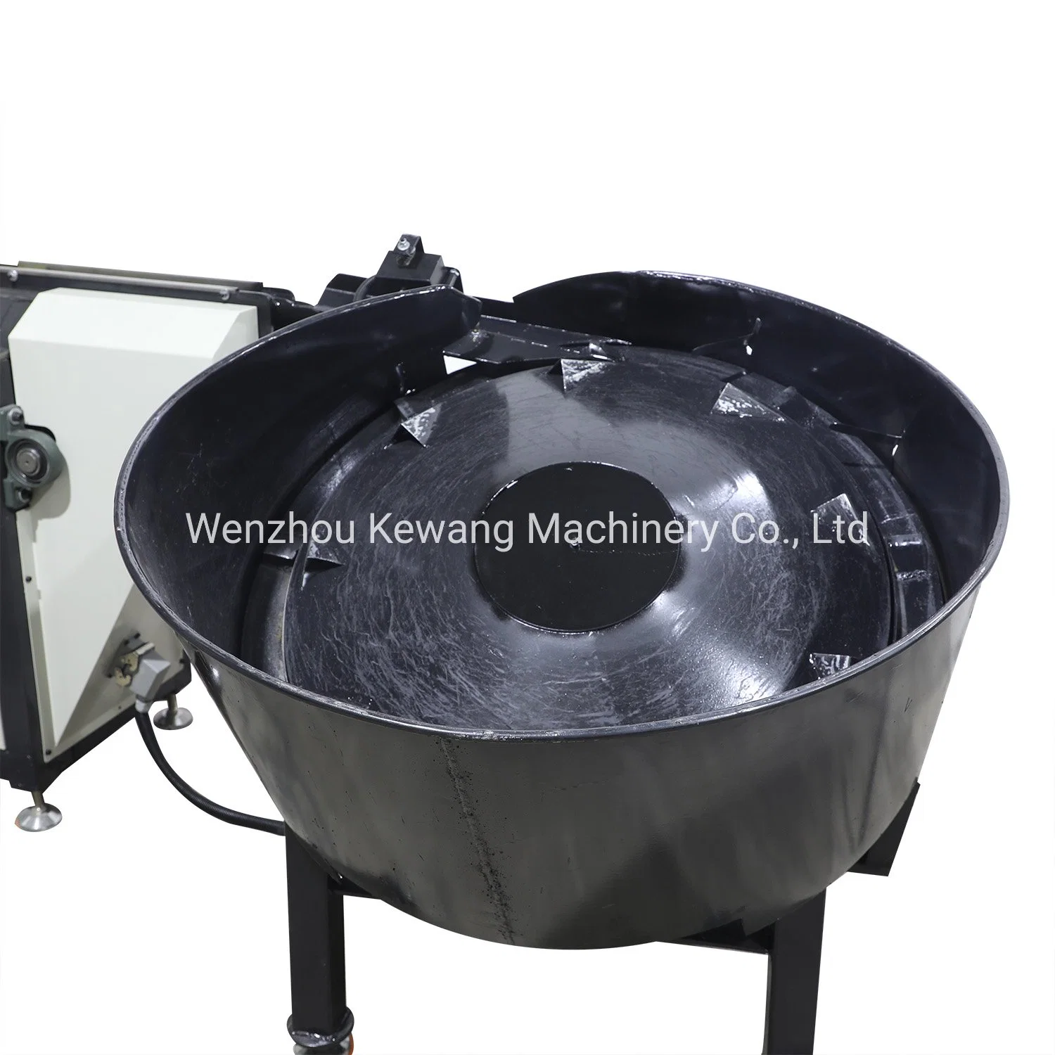 Automatic Bobbins/Pipes/ Waste Yarn/Tapes Cutting Device Cleaning Machine