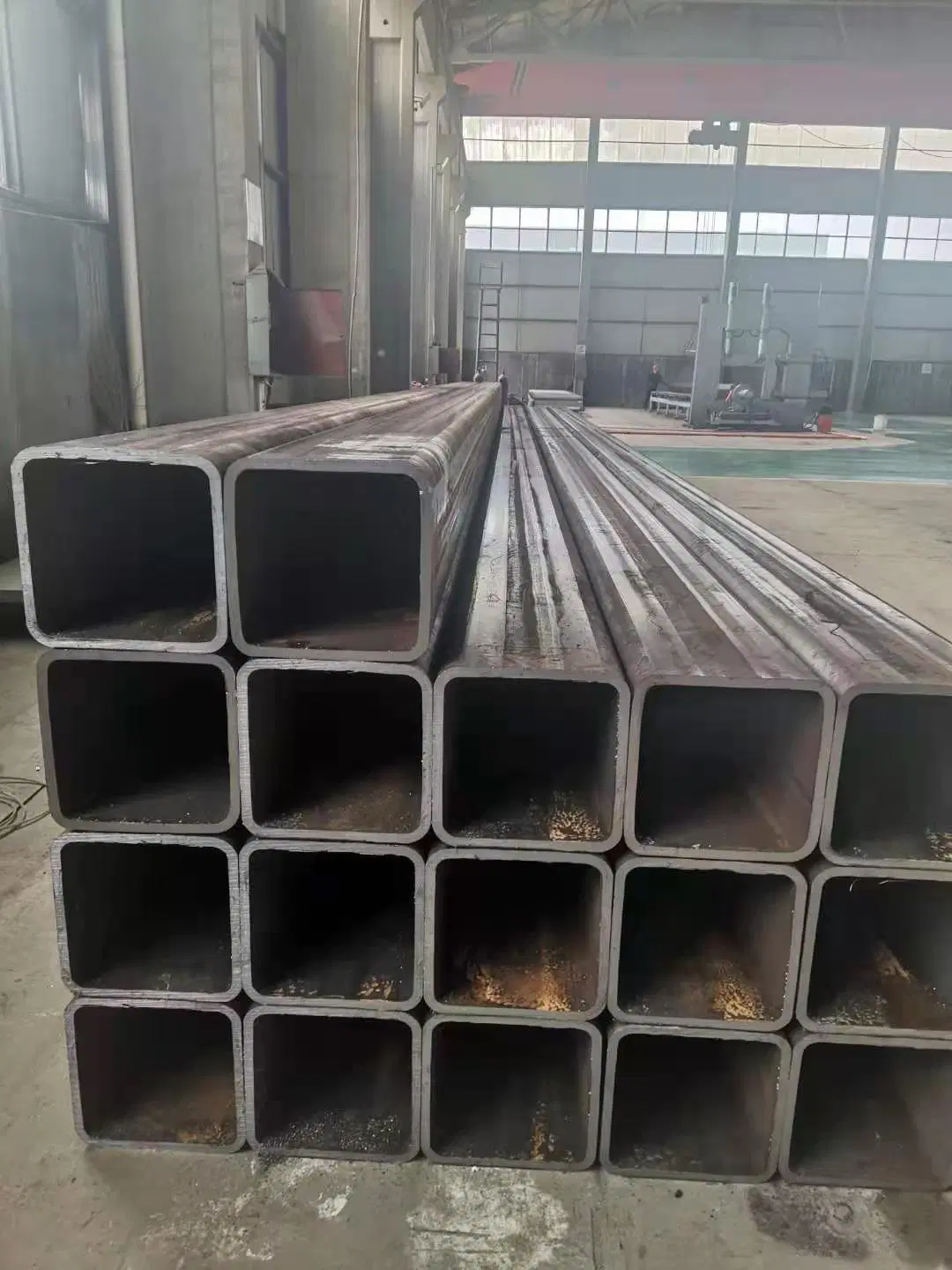 Hot Rolled Black Steel Square Tube/Rectangular Hollow Tubular Steel Pipe