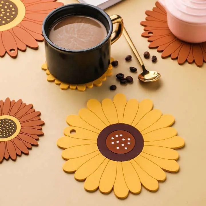 Sunflower Flower Table Mat PVC Soft Plastic Placemat Glass Coaster Heat Insulation Cute and Practical Place Mat