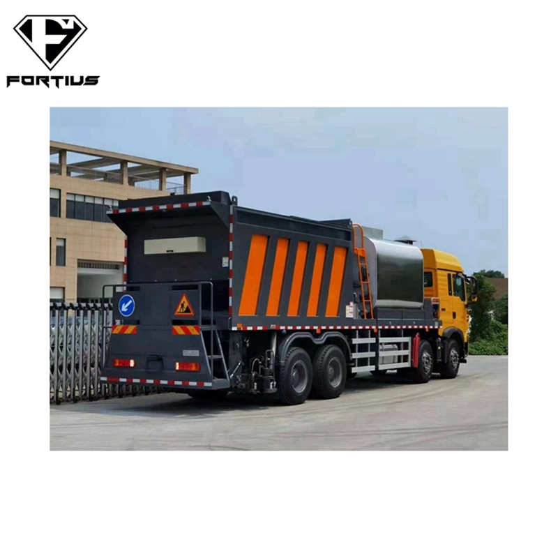 China Manufacturer Cnhtc Truck 12m3 Bitumen Chip Sealer Asphalt Paving Truck Chipping Spreader Bulldozer Excavator Demolition Machine Selfloader Road Machine