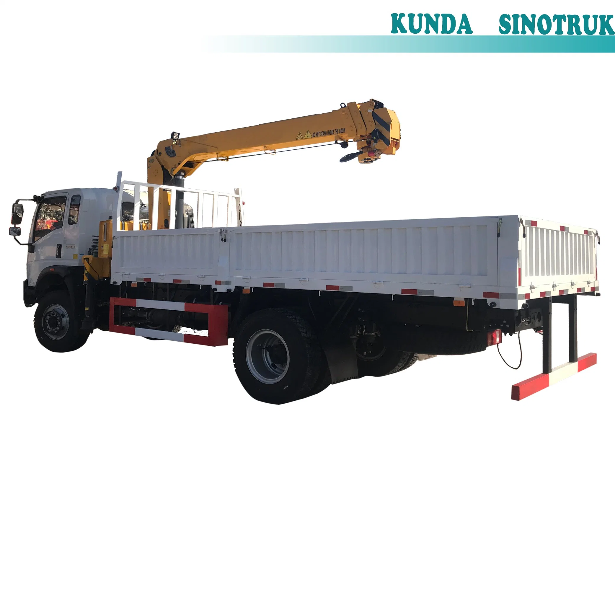 Small 3/5/8 Ton Electric Hydraulic Telescopic Boom Mobile Crane Truck Mounted 106 116 150 190HP 4X2 Sinotruk Homan HOWO Crane Mounted Cargo Truck