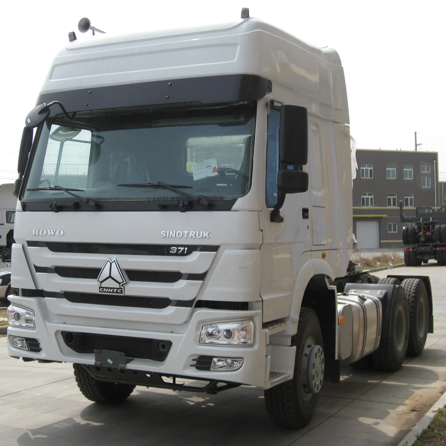 شاحنة مستعملة برأس المقطورة A7 371وحدات HP Sinotruk Shacman F3000 رأس الجرار