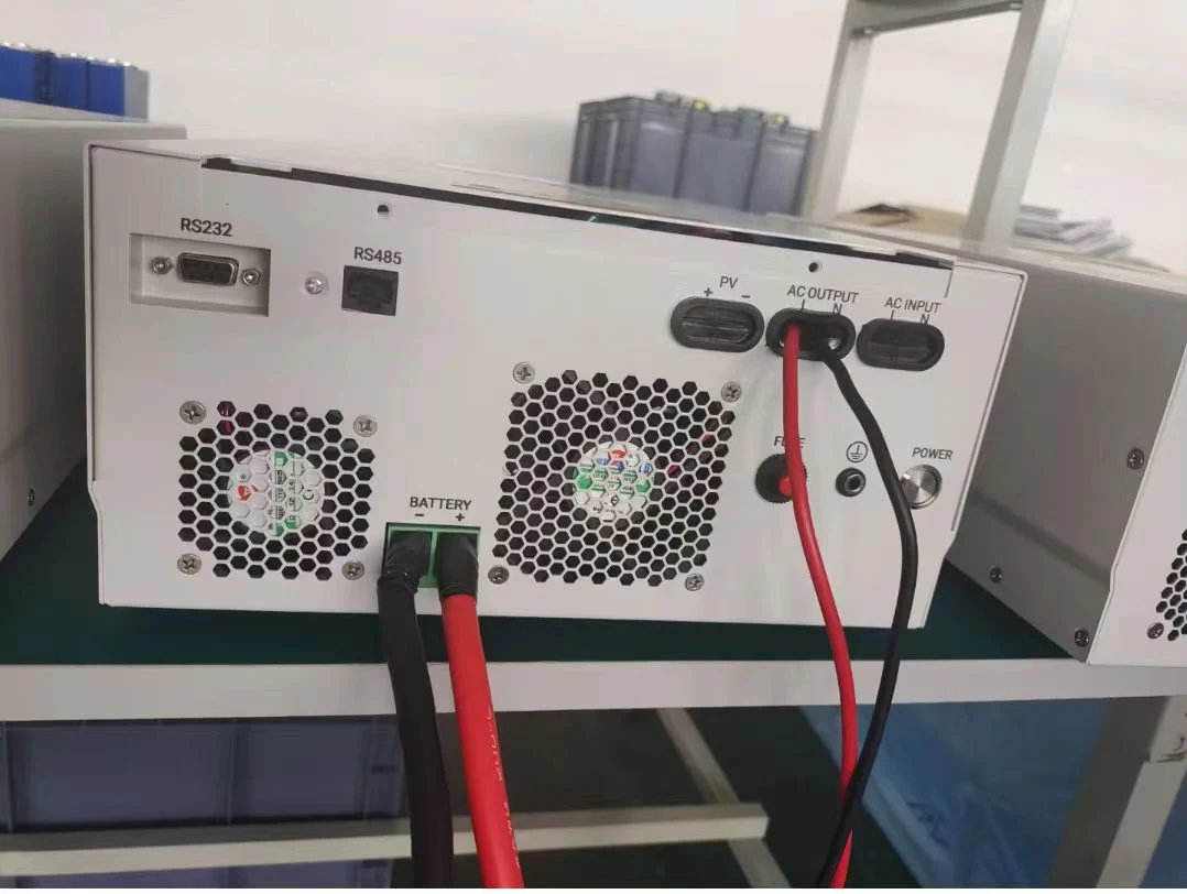 Solar Inverter Growatt Goodwe Solis Huawei Sungrow Sineng Deye Kanada 6kW Einphasen-Wechselrichter für netzoff-Grid-Lagerung 250VDC