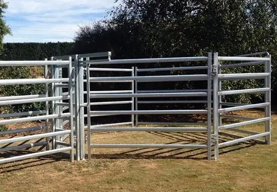 Galvanized Bull Cattle Fence Panel Wholesale/Supplier Farm Fencing