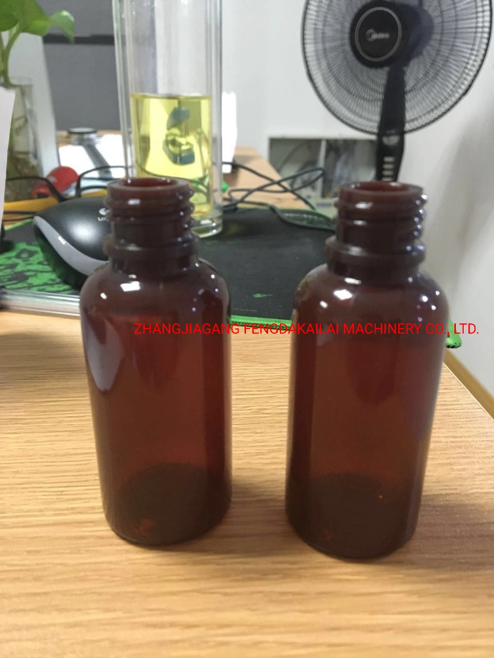 Plastic Injection Blow Mold for Various Difficult Bottles