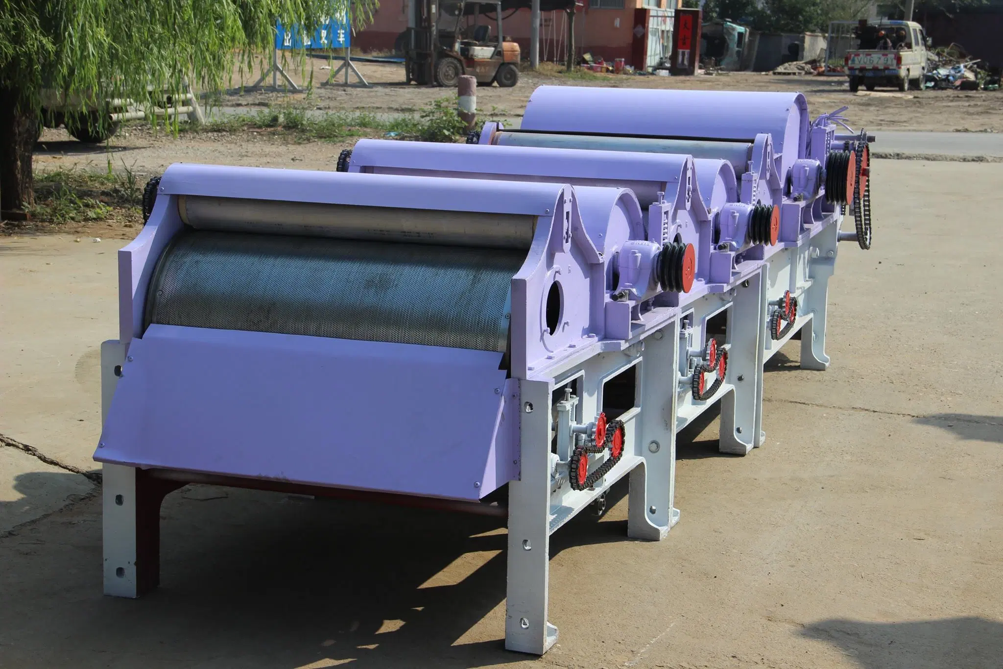 Nonwoven Fabric Making Opening Machine with Feeding Box Industrial Waste Old Clothes Cotton Rag Opener Machine Cotton Waste Cleaning Tearing Garnet Machine