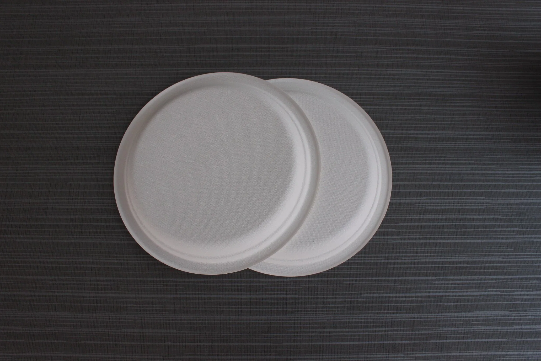 Free Sample High quality/High cost performance  Disposable Biodegradable Restaurant 8.75 Inch Round Plate