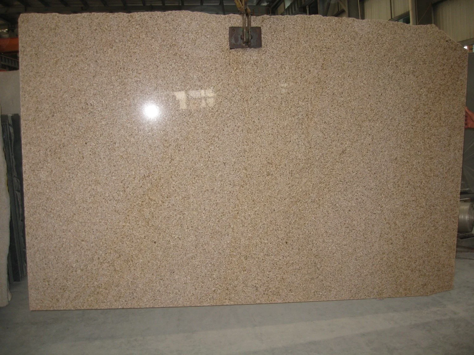 China Granite for Kerb Stone Paving Tile G682 Beige Yellow Granito Tile Pavers