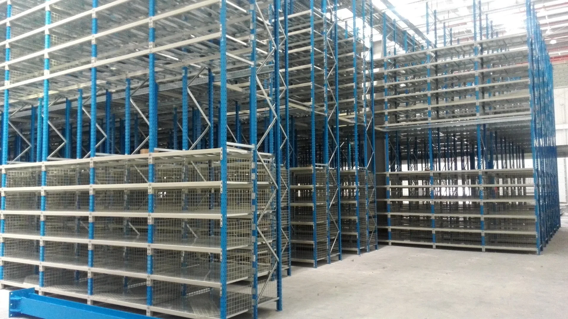 Industrial Shed Designs Pallet Rack Steel Structure Mezzanine Warehouse