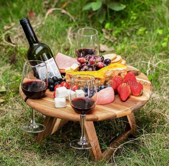 Pequeña mesa de picnic al aire libre portátil de madera de acacia