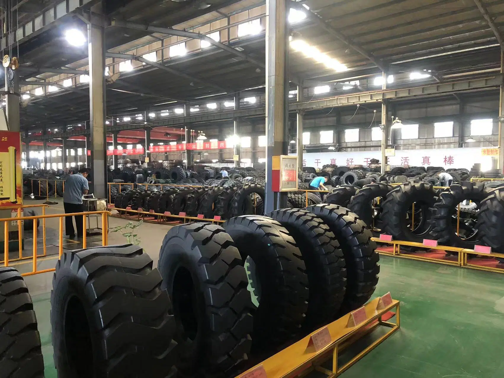 High quality/High cost performance off The Road Skid Steer Wheel Loader OTR Solid Rubber E3l3 L4 L5 Patterns OTR Tire