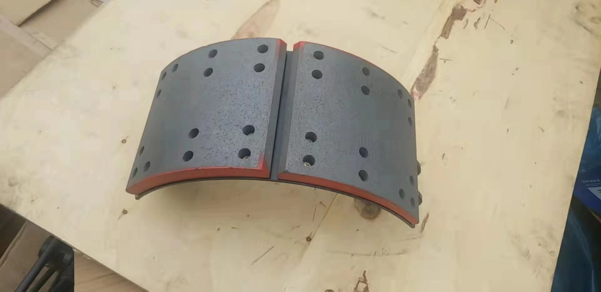 Brake Lining Heavy Duty Trailer Truck Brake Shoes for Heavy Duty Trailer