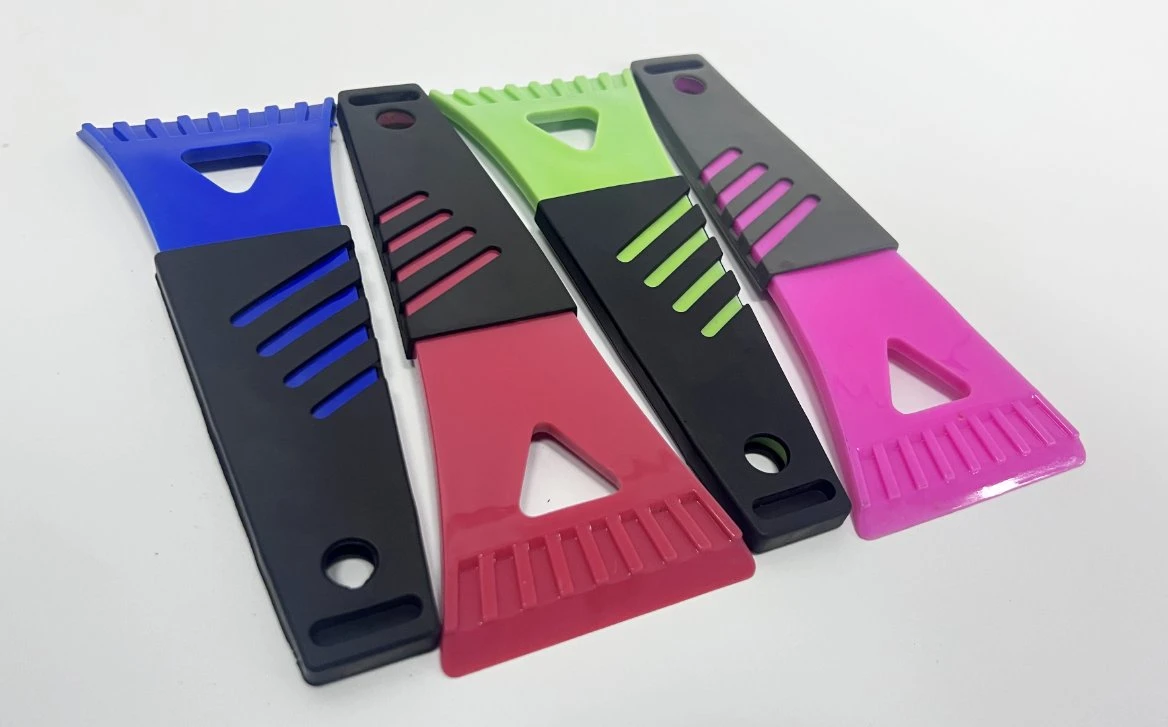 Plastic Car Ice Scraper with PP Handle for Car Window