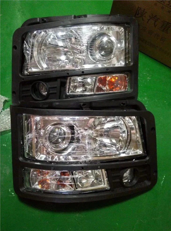 Shacman F3000 Heavy Truck Spare Parts Head Lamp Dz93189723010