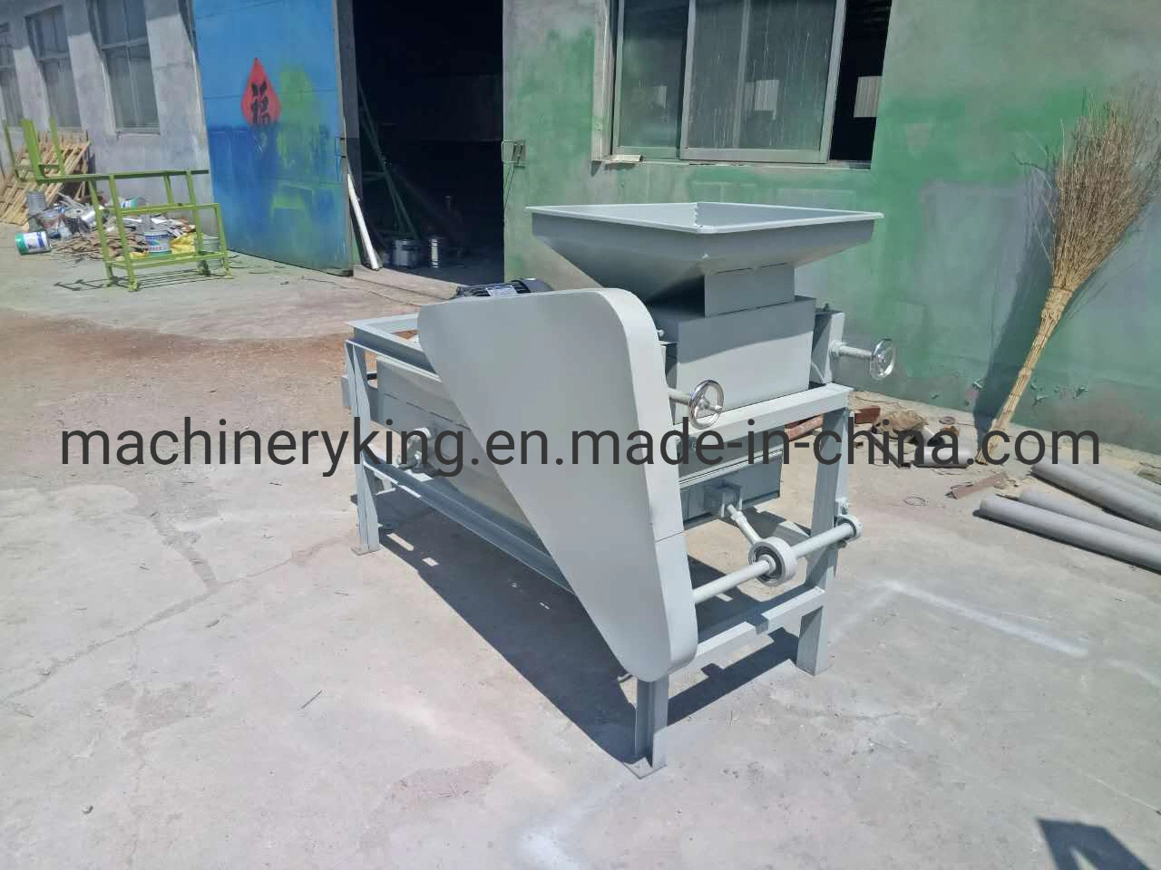 Apricot Kernel Crack Sheller Dehulling Walnut Huller Shelling Machine