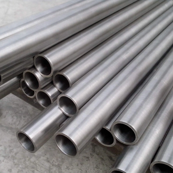 Alta resistencia a la corrosión DIN 17866 3.7235 gr7 Soldar el tubo de titanio para uso industrial.