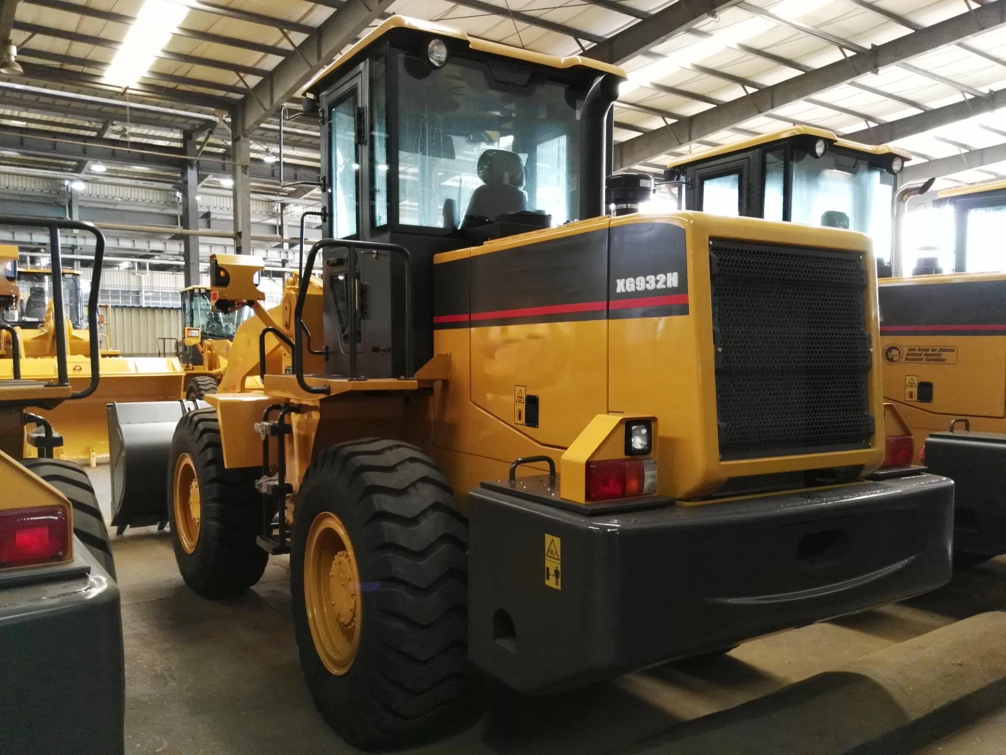 Xmga Xg954hb Front End 2.5m3 3ton Wheel Loader for Farmer