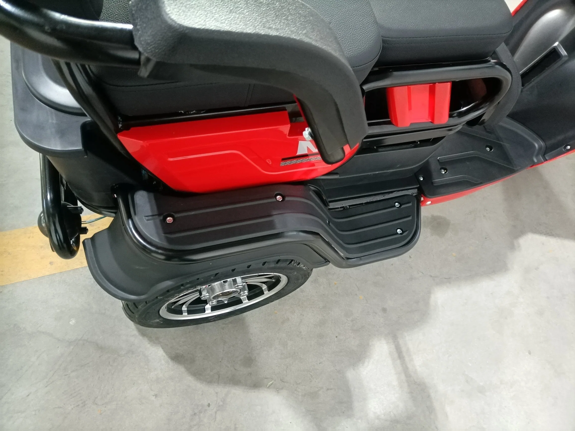 3 Wheel Motorcycle for Cargo Adult in Israel Adults