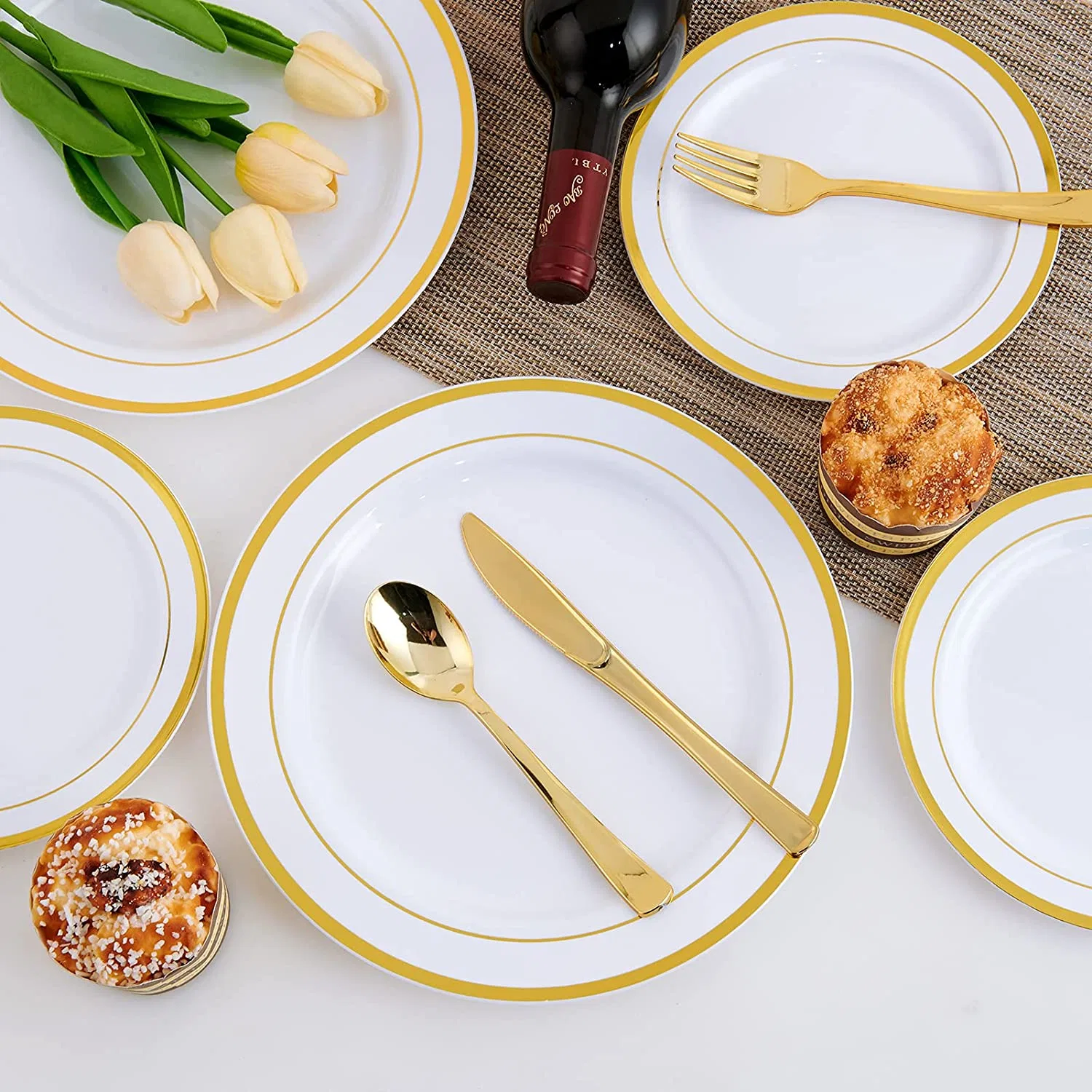 125PCS Gold Plastic Dinnerware Set for Party