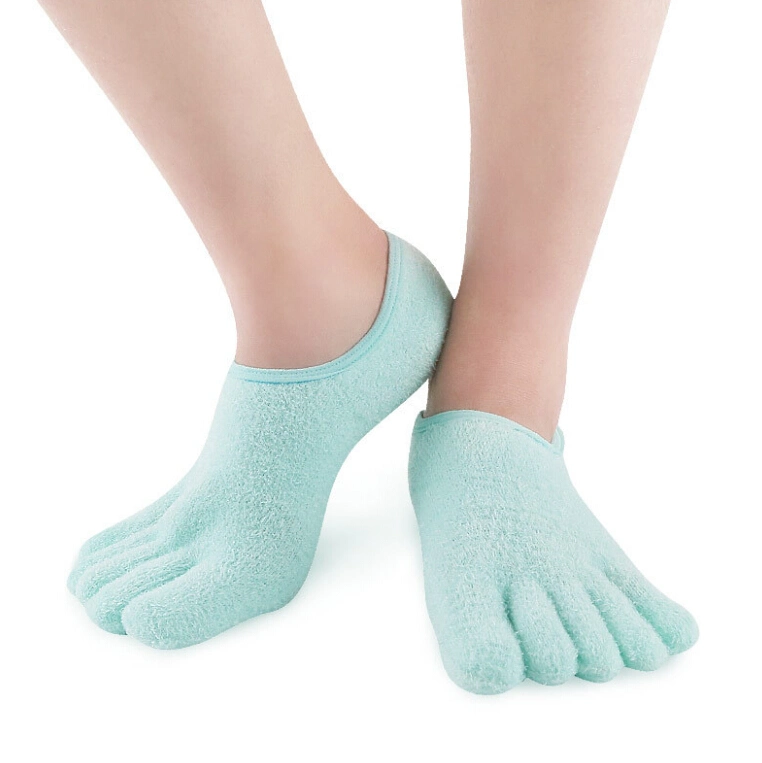 5-Toe Gel Moisturizing SPA Socks for Dry Feet, Cracked Heels, Calluses