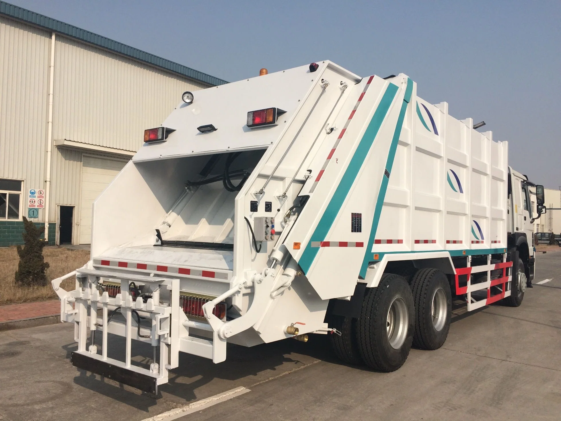 Best Price for Sinotruk HOWO Refuse Truck