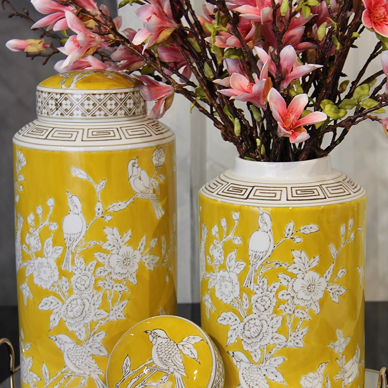 J250 Good Quality European Style Ceramic Cylinder Flower Vase Yellow Porcelain Jar Sets with Lid