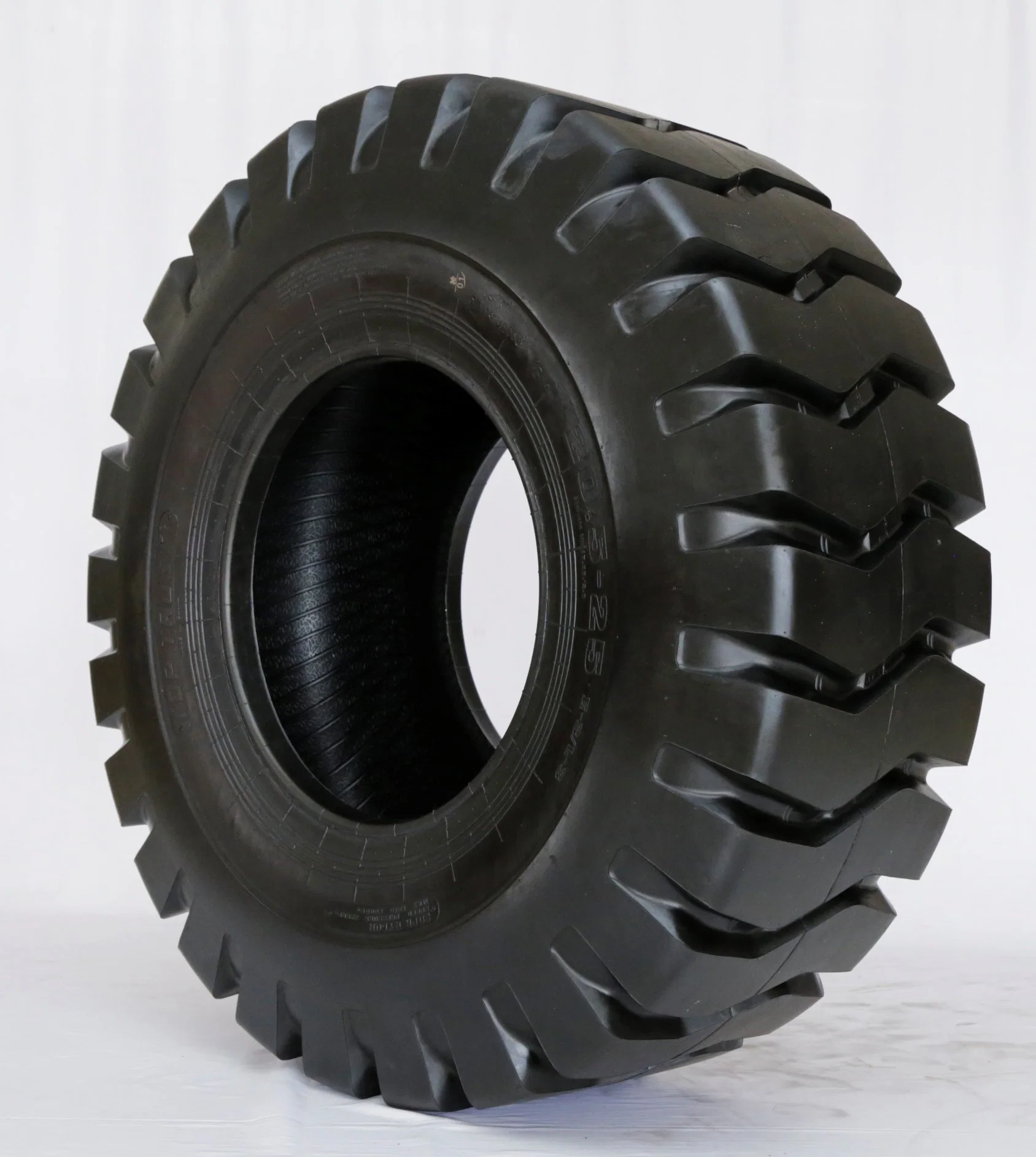 Top Brand High Quality E3/L3 Pattern 29.5-25, 15.5-25, 14/90-16, 14.00-24, 1200-16, 7.50-16 OTR Tire for Heavy Euipment Vehicles