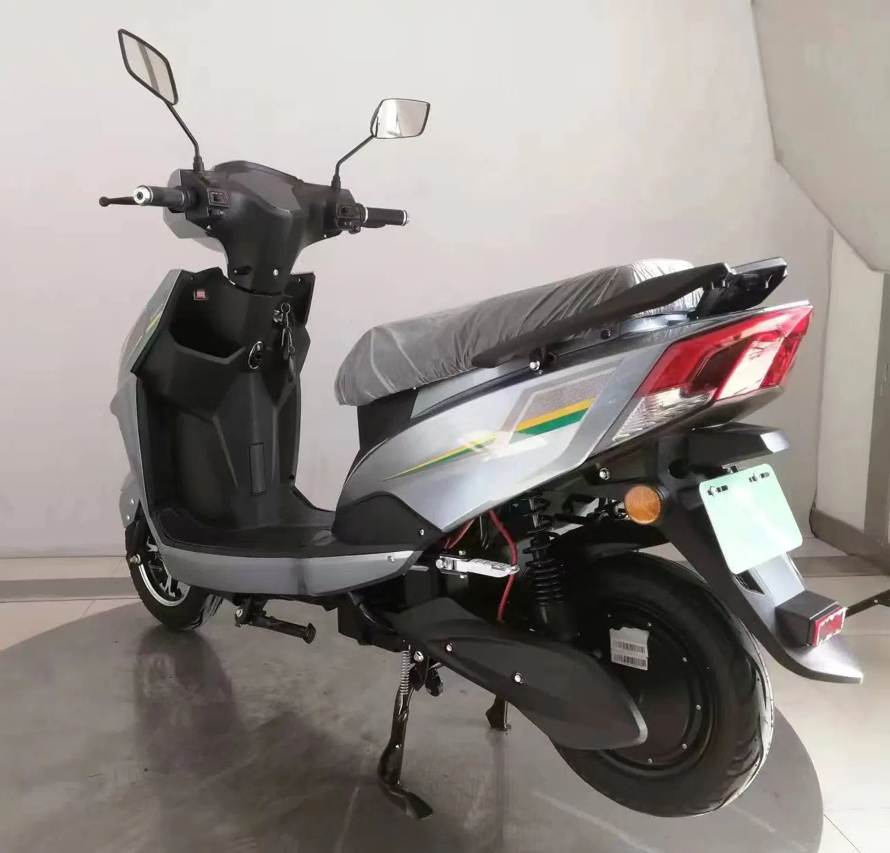 2023 bon marché de haute qualité 1000W 48V 60V CKD Scooter électrique motos électriques pour les adultes vélo électrique scooter