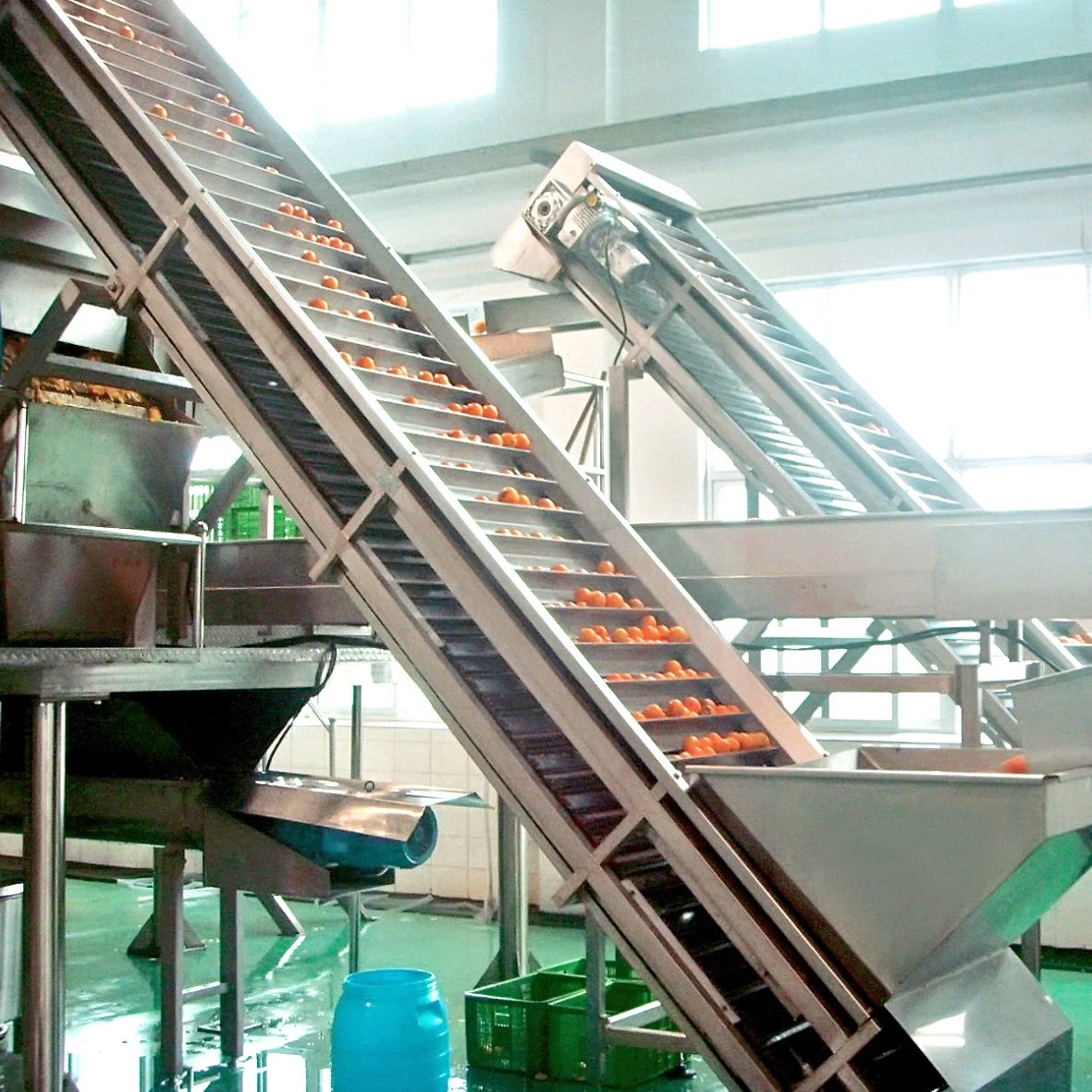 Fruit production equipment fruit elevator lifting machine