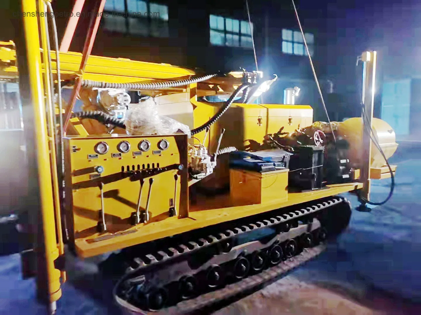 Crawler Type! Water Well Drilling Rig 300m Depth Diesel Engine Driven with Rotary Power Head